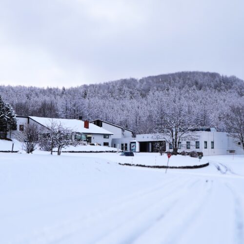 サホロリゾートホテル 北海道の子連れで雪遊びできるホテル9選!ゲレンデ直結やスキー場近くの温泉宿