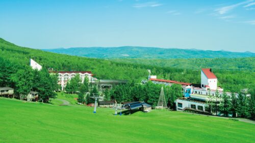 ルスツリゾートホテル&コンベンション 北海道の子連れで雪遊びできるホテル9選!ゲレンデ直結やスキー場近くの温泉宿