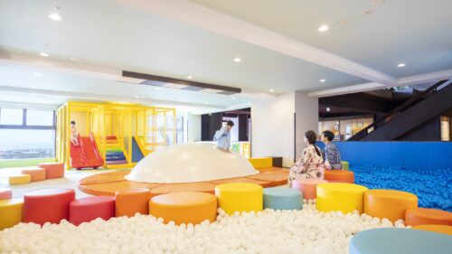 大江戸温泉物語　ホテル蘭風｜長崎県　九州のテーマパークのようなホテル15選!子供がホテルだけで楽しめるおすすめ宿