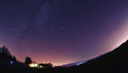 夕茜舎（あかねやど）（富良野）北海道の満点の星が見える宿6選!グランピングや子連れ家族おすすめホテル
