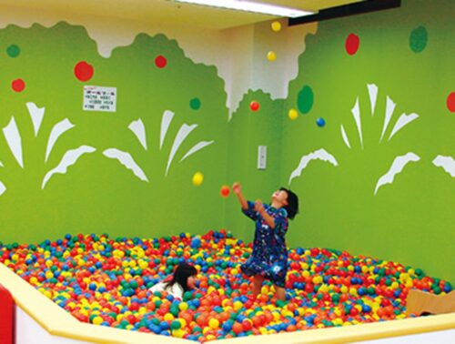 龍宮城スパ・ホテル三日月　富士見亭（千葉県）関東のゲームセンターが大きいホテル15選！レトロゲームや温泉も満喫